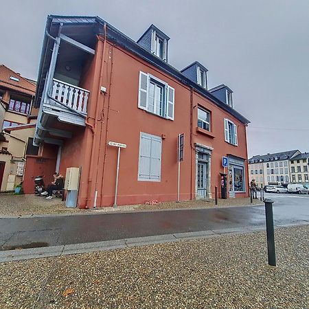 Le Pic*Wifi*Netflix*Menage Inclus Leilighet Bagnères-de-Bigorre Eksteriør bilde